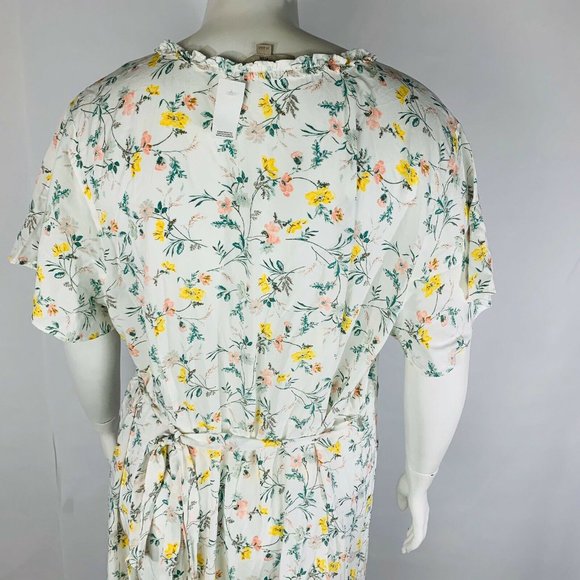 New LOFT Plus Tossed Flower Flutter Wrap Dress Mul - Picture 6 of 7